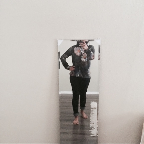 Floral sheer - Picture 5 of 5